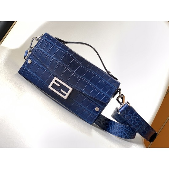 FENDI Baguette
