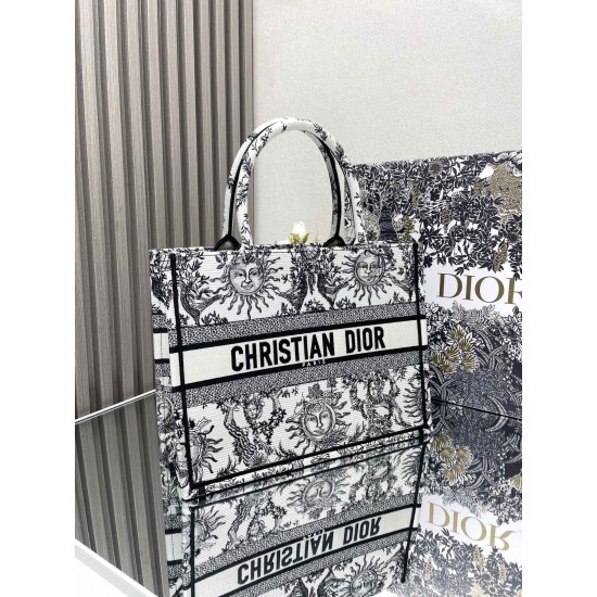 Dior Book Tote