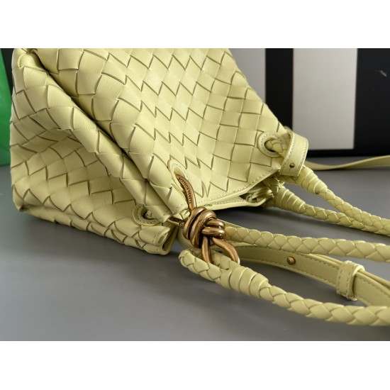 Bottega Veneta Parachute