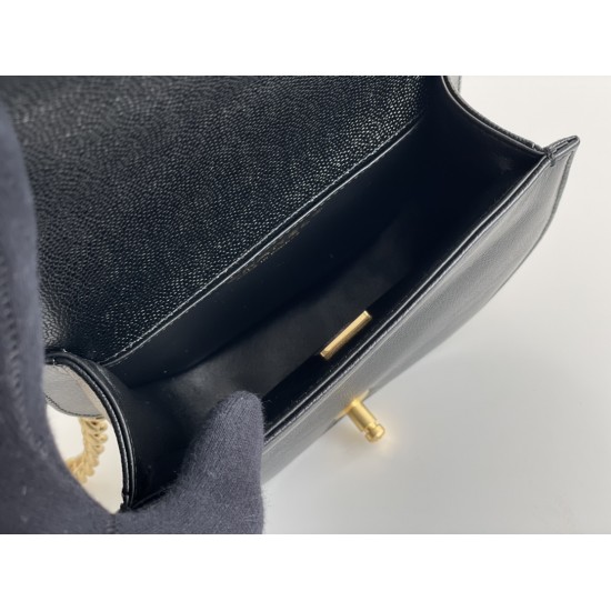 CHANEL BOY BAG