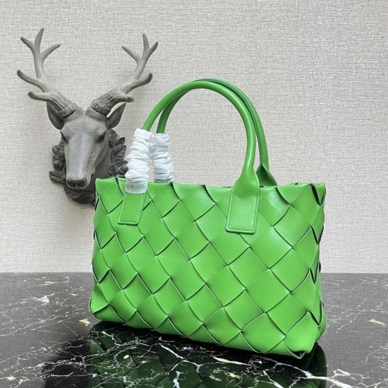 Bottega Veneta Tote