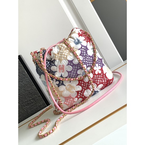 CHANEL 22 Bag