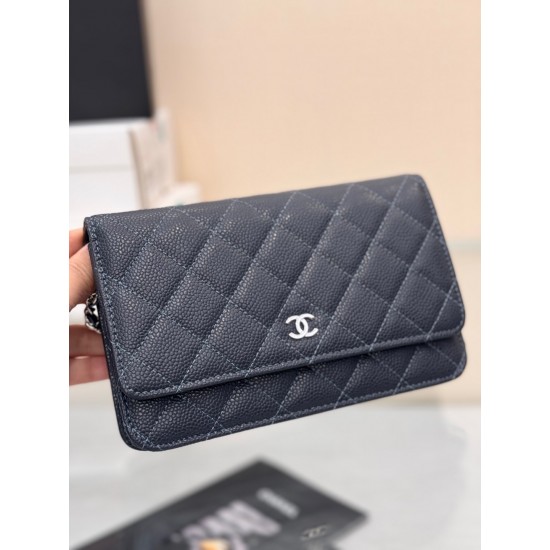 CHANEL WOC