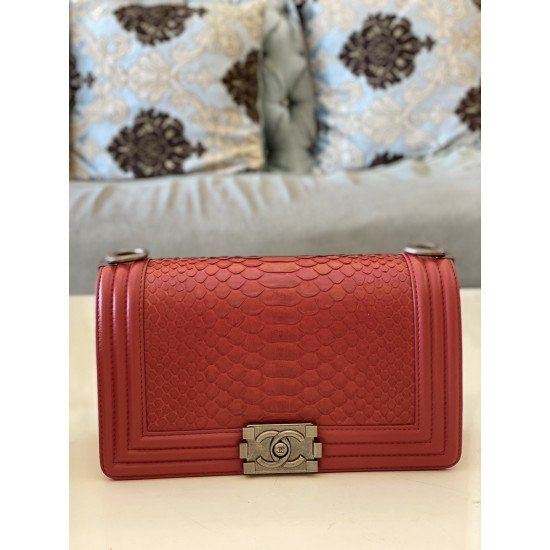 CHANEL BOY BAG