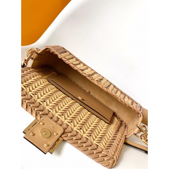 FENDI Baguette