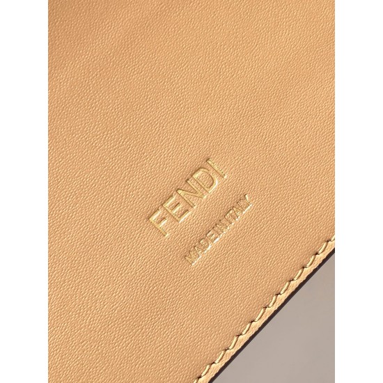 FENDI Baguette