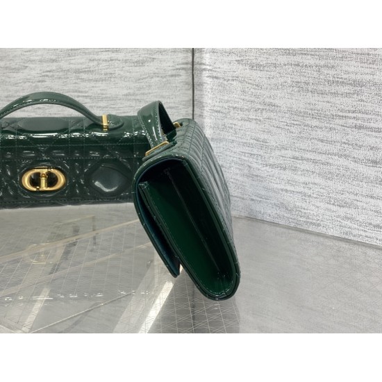 Dior Caro