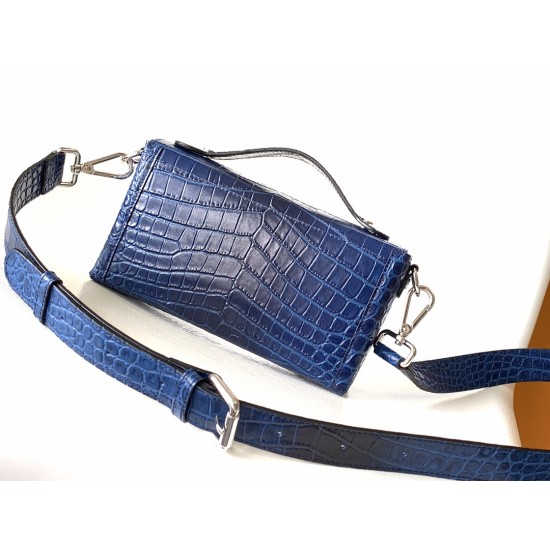 FENDI Baguette