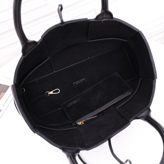 Bottega Veneta Tote