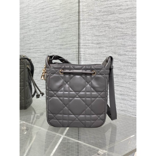 Dior Caro