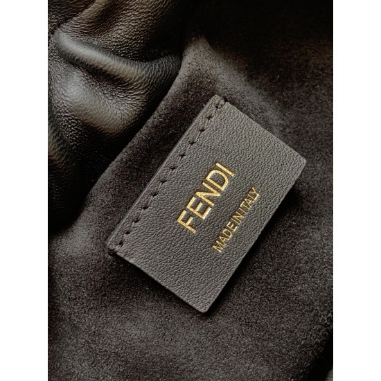 FENDI Baguette