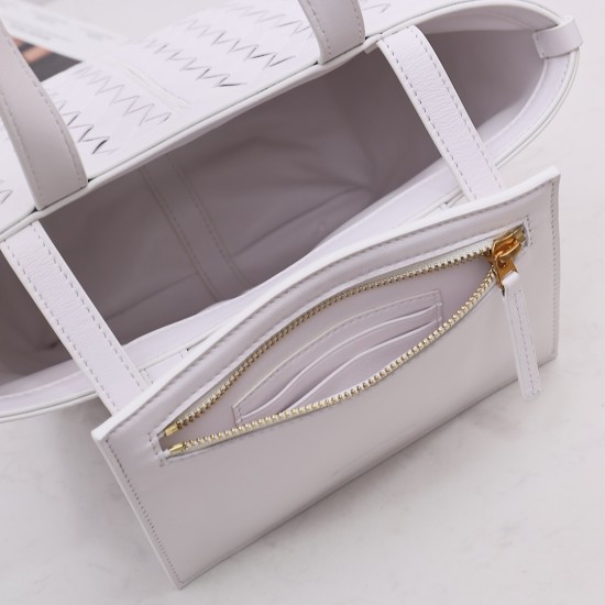Bottega Veneta Tote