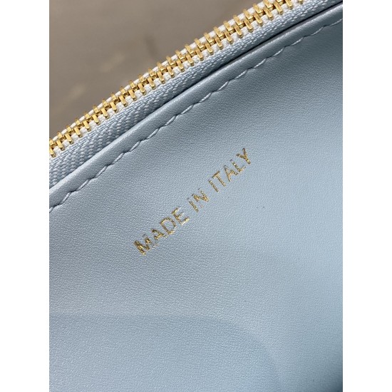 Dior Caro