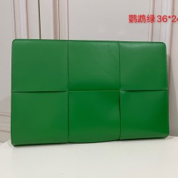 Bottega Veneta More