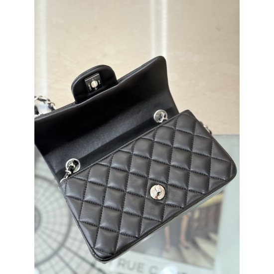 CHANEL FLAP BAG