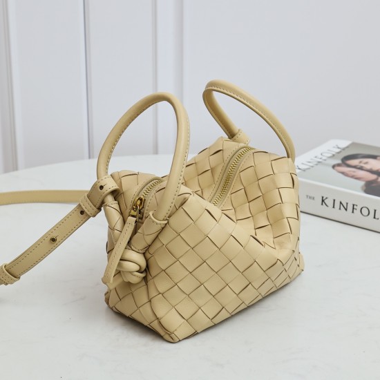 Bottega Veneta Loop