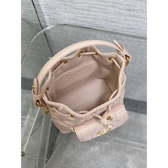 Dior Caro