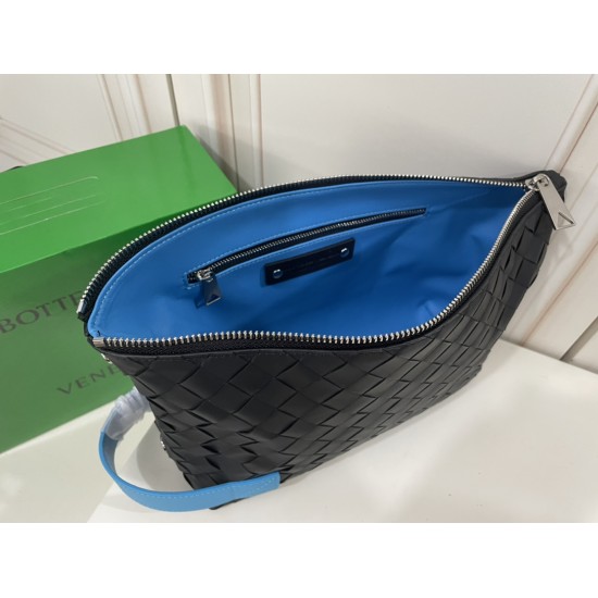 Bottega Veneta More