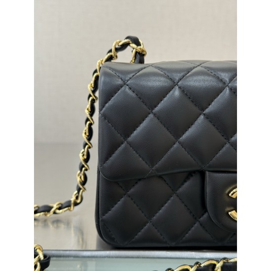 CHANEL FLAP BAG