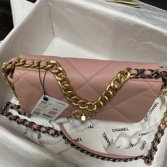 CHANEL 19 BAG