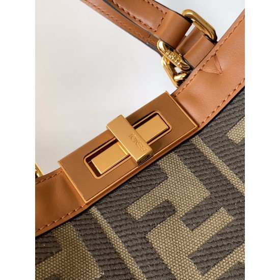 FENDI Tote Bags