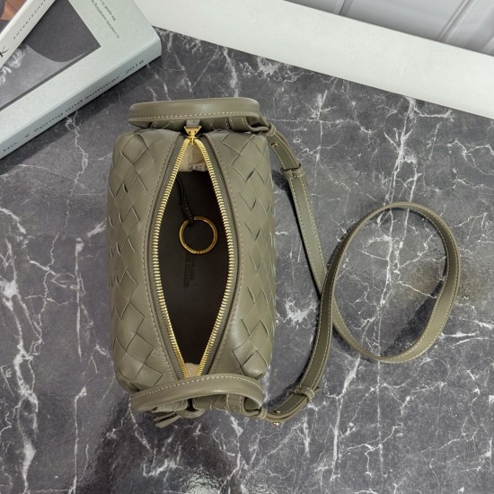 Bottega Veneta Loop