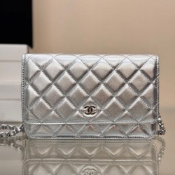 CHANEL WOC