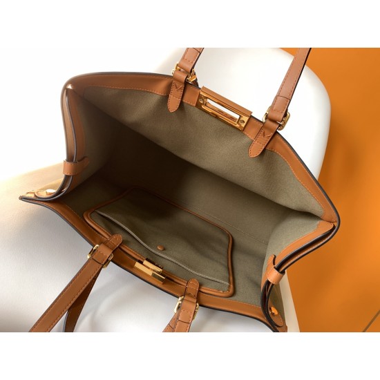FENDI Tote Bags