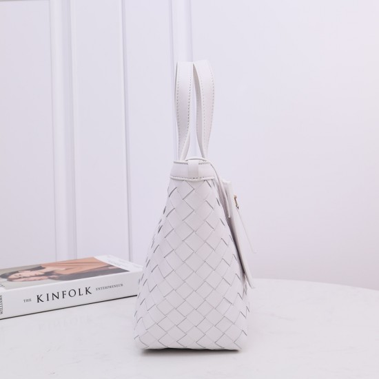 Bottega Veneta Tote