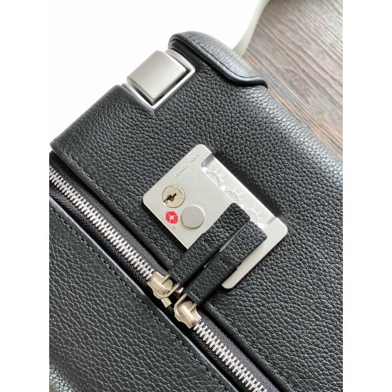 HERMÈS Suitcase