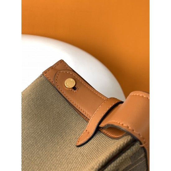 FENDI Tote Bags