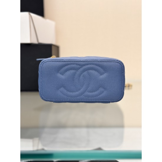 CHANEL WOC