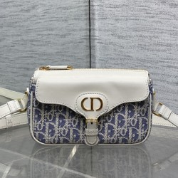 Dior Montaigne