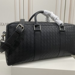 Bottega Veneta More