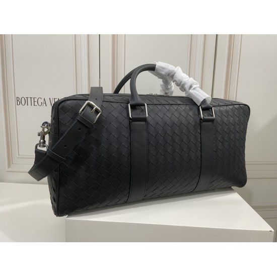 Bottega Veneta More