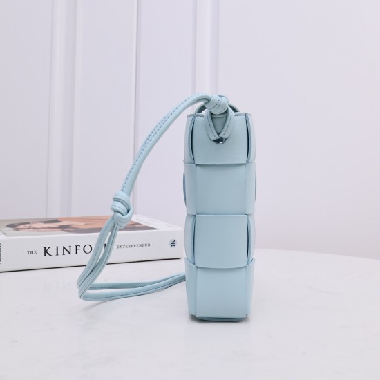Bottega Veneta More
