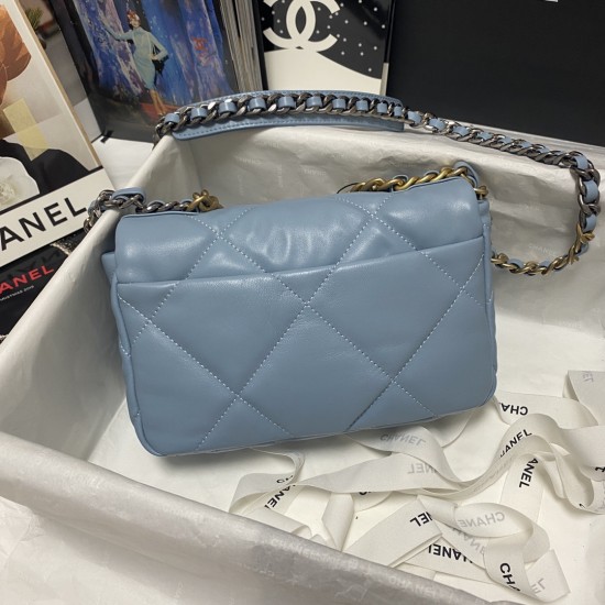CHANEL 19 BAG