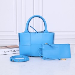 Bottega Veneta Tote