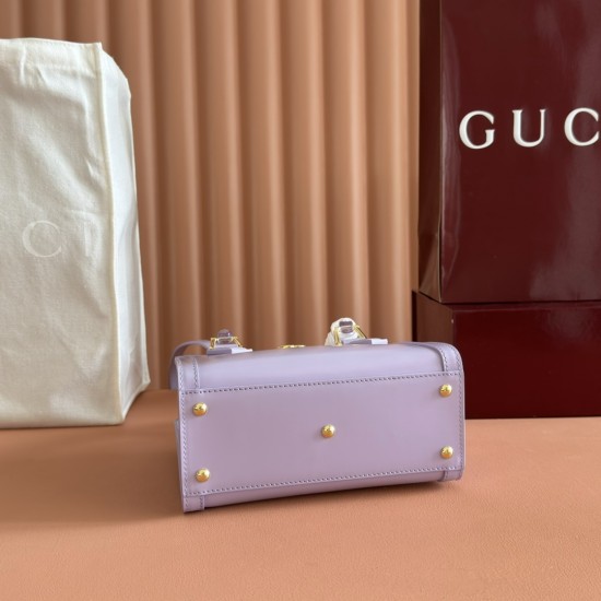 Gucci Diana