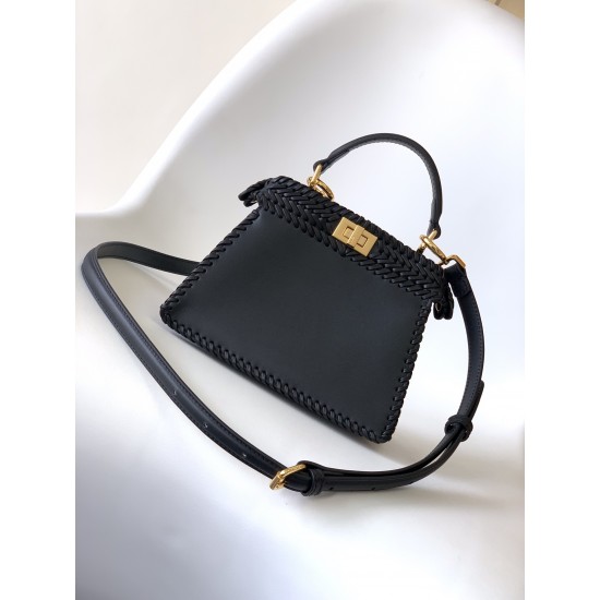 FENDI Peekaboo
