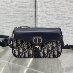 Dior Montaigne