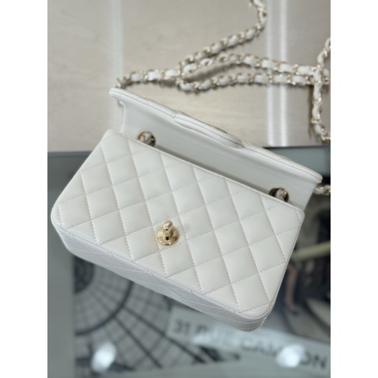 CHANEL FLAP BAG