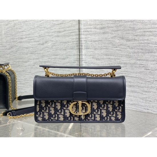 Dior Montaigne