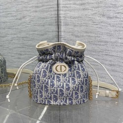 Dior Caro