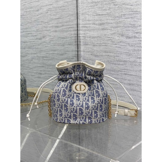 Dior Caro