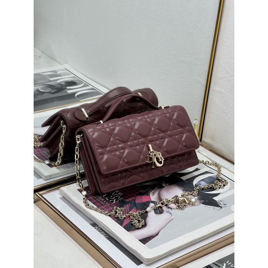 Dior Lady