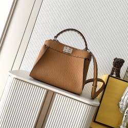 FENDI Peekaboo