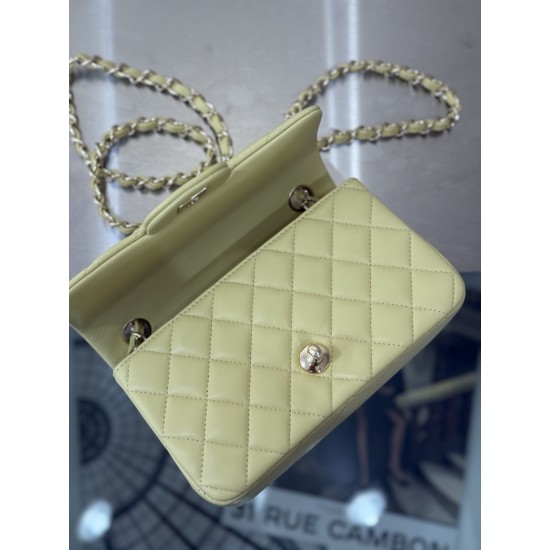 CHANEL FLAP BAG