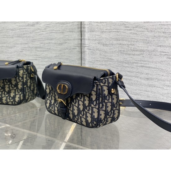 Dior Montaigne