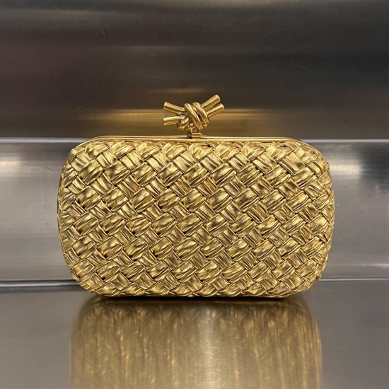 Bottega Veneta More